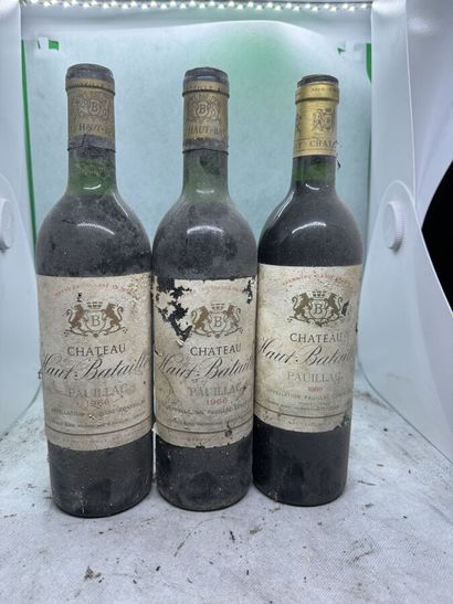 null 3 bottles Château HAUT BATAILLEY 1966, 5° cru Pauillac (ets, ea, 1 J, 1 TLB,...