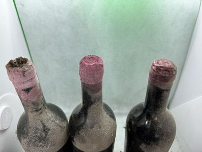 null 3 bouteilles Château RAUZAN-GASSIES, 2° cru Margaux 1923 (ea, ets, 1 MB/B, 2...