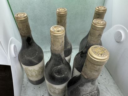 null 6 bottles Château HAUT-BRION 1985, 1° cru Pessac-Léognan (ela fânées, elt, niveaux...