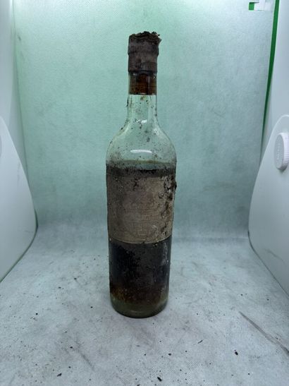 null 1 bottle Château FILHOT 1921, 2° cru Sauternes (ets, ela, V)