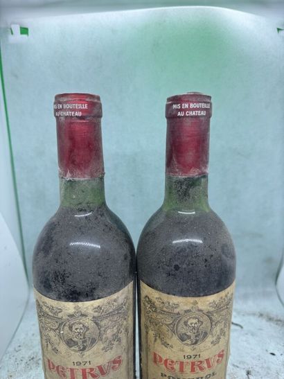null 2 bottles PETRUS 1971, Pomerol (US label, elt, 1 TLB)