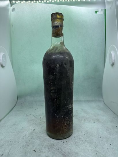 null 1 bouteille Château D'YQUEM, 1er cru supérieur Sauternes1928 (SE, millésime...
