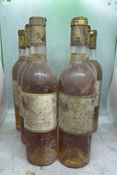 null 6 bouteilles Château SUDUIRAUT, 1° cru Sauternes1971 (ets, ea, fânées, 1 J)