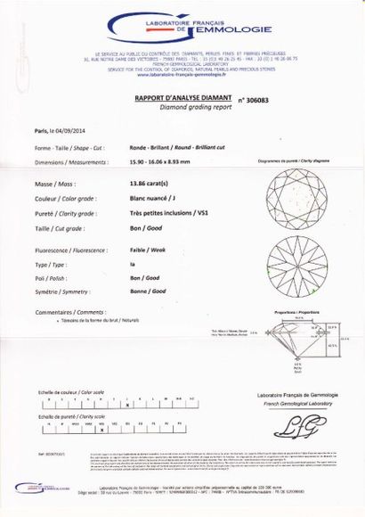 null DIAMANT taille brillant pesant 13,86 cts blanc nuancé (J). VS1. Avec sa monture...