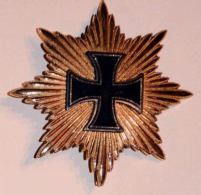 null *La Croix de Fer (1813) Reproduction de la plaque de grand croix attribuée au...
