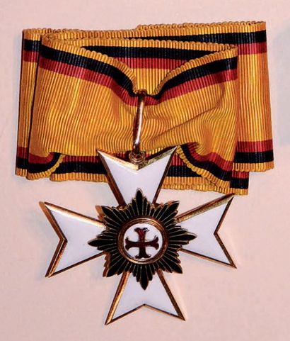 null *Croix du Mérite (1896) Croix de 2ème classe (=commandeur), 54 mm, très belle...