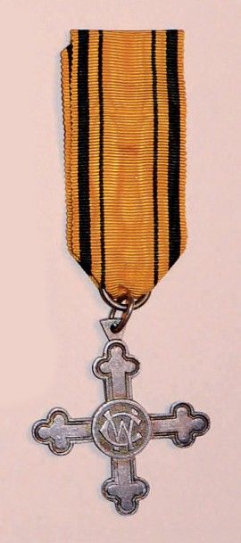 null *Croix de Charlotte (1916) Croix d'ordonnance (1916-1918), 40 mm, bronze argenté,...