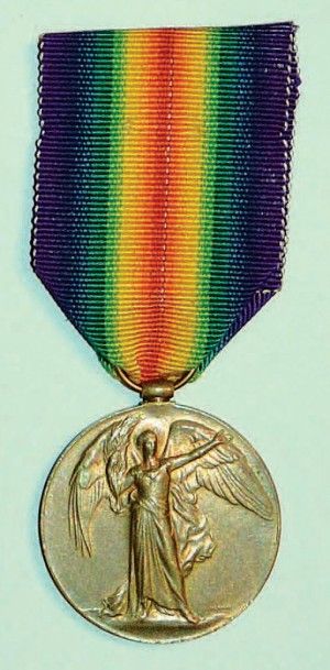 null *MÉDAILLES INTERALLIÉES Royaume-Uni : Médaille du 2ème modèle officiel, 36 mm,...