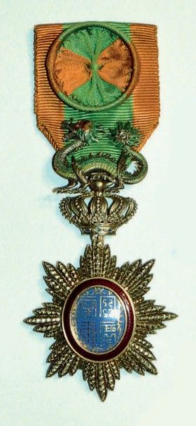 null *Ordre du Dragon d’Annam (1886, 1896) Etoile d'officier, 48 mm, très belle fabrication...
