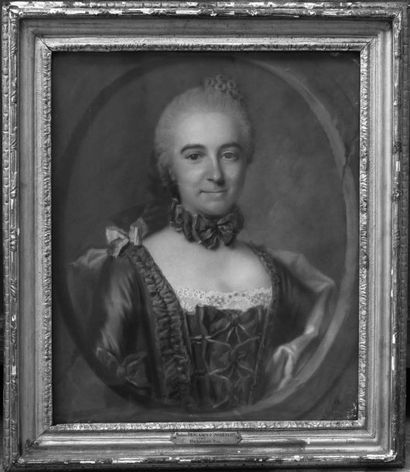 Pierre BERNARD (1704-1777) Portrait de Madame Descamps d'Inglebert Pastel, signé...