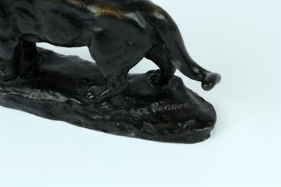 null D'APRÈS ANTOINE-LOUIS BARYE (1796-1875)
Lionne
Épreuve en bronze à patine noire,...