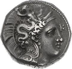 null ITALIE - LUCANIE 
Héraclée (281-268 av. J.-C.) 1. Didrachme. 7,84 g. Tête d'Athéna...