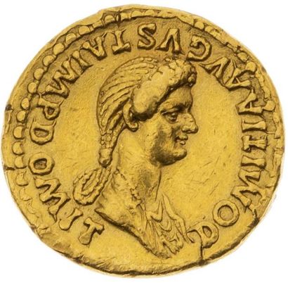 null DOMITIA, épouse de Domitien 
Auréus (82-83). Rome. 7,64 g. Son buste drapé à...
