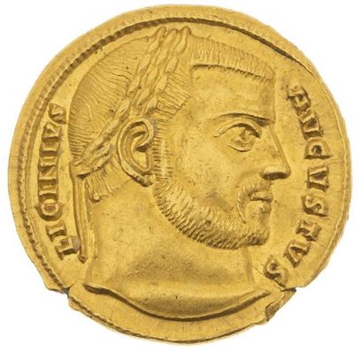 null LICINIUS (308-324) 
Auréus (316). Siscia. 5,38 g. Sa tête laurée à droite. R/...