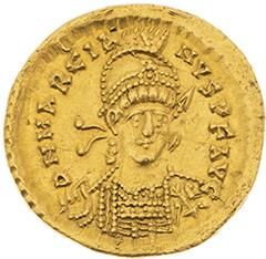 null MARCIEN (450-457) 
Solidus. Constantinople off. S. 4,46 g. Son buste armé et...