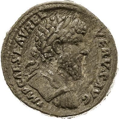 null LUCIUS VERUS (161-169) 
Sesterce. Rome (162). Son buste lauré et cuirassé à...