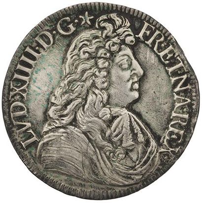 null LOUIS XIV (1643-1715)
Écu à la cravate. 1680. Bayonne. D. 1493. TTB. 