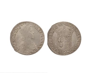 null LOUIS XIV (1643-1715)
Écu : 4 exemplaires. 1653S - 1655 Saint-Palais - 1708T...