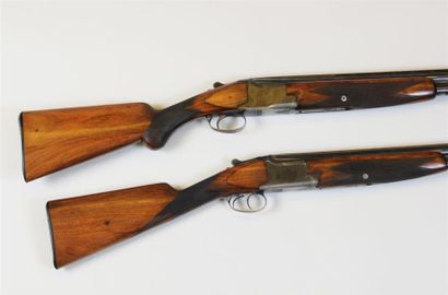 null Deux FUSILS DE CHASSE Browning à canons superposés, fabriqués par la Manufacture...