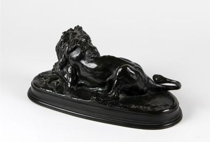 null D'APRÈS Antoine-Louis BARYE (1796-1875)
Lion dévorant un lièvre
Épreuve en bronze...