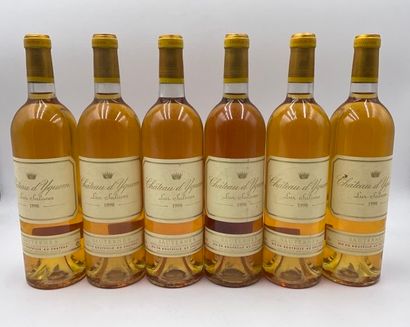 null 6 bouteilles CH.D'YQUEM, 1° cru supérieur Sauternes 1998 (2 étiquettes légèrement...