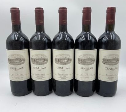 5 bouteilles BOLGHERI Ornellaia 2005 (1 étiquettes...