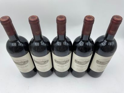 null 5 bouteilles BOLGHERI Ornellaia 2005 (1 étiquettes très légèrement tachée, niveaux...
