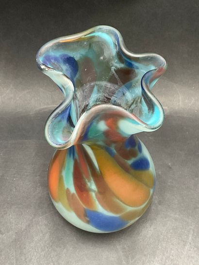 null Vase corolle en pâte de verre polychrome, H. 22 cm;