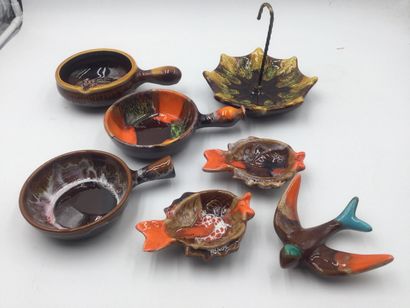 Lot of 7 pieces of VALLAURIS earthenware:...