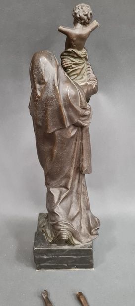 null Raphael LAGNEAU (XIX), d'après MORELLI, Vierge à l'enfant, sculpture en Bronze,...