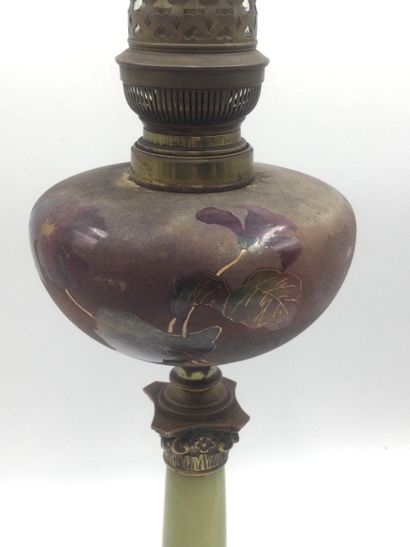 null Kerosene LAMP, multicolored glass tank decorated with flowers, alabaster shaft,...