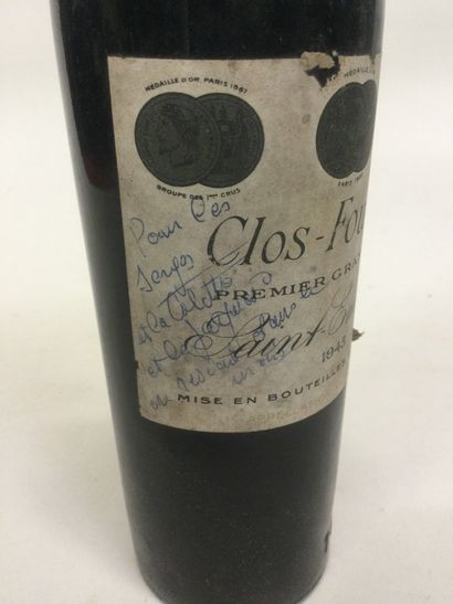 null 1 Bottle Château Clos Fourtet, 1945. Dedicated by General Douglas Mac Arthur...