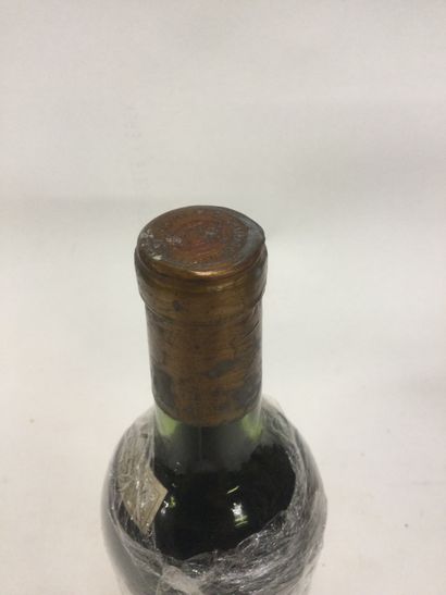 null 1 bottle Château Gruaud Larose, 1937 (put on the shoulder and small accident...
