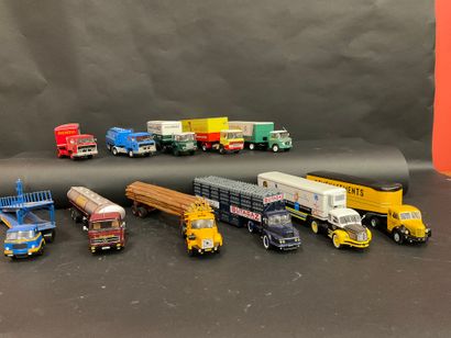 lot of 11 semi-trailers from the 50's - 60's,...