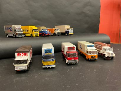 null set of 10 straight trucks, scale 1/43