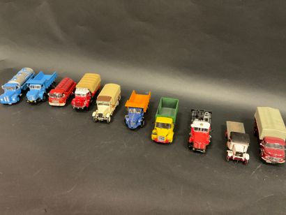 null Lot of 10 road trucks, mainly BERLIER, scale 1/43, metal and plastic.