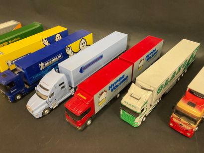 null Lot of 10 road tractors with their advertising trailers, scale 1/43, metal and...