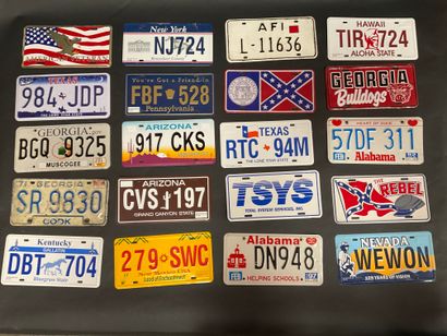 Lot of 20 American license plates, some fake...