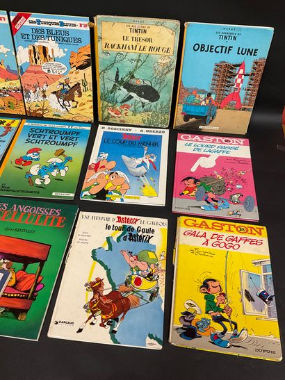 null Lot de 17 albums de B.D dont Tintin, Astérix, Les tuniques bleues et divers...Etat...