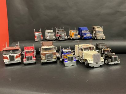 Lot of 14 American road tractors of different...