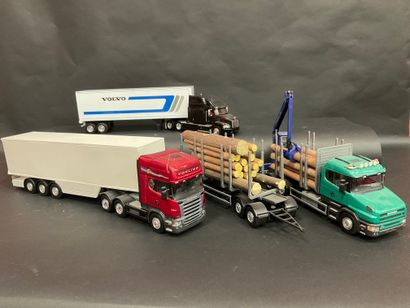 Lot of trucks and semi-trailers, scale 1...