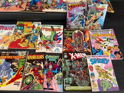null MARVEL & DC COMICS, Lot de 27 comics, état d'usage correct.