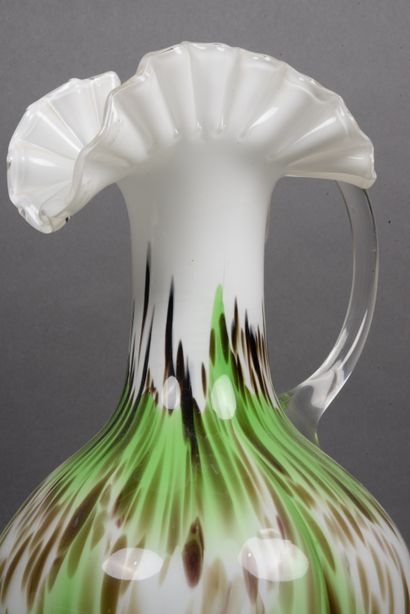 null Cruche en verre multicolore à col pincée, H. 38 cm