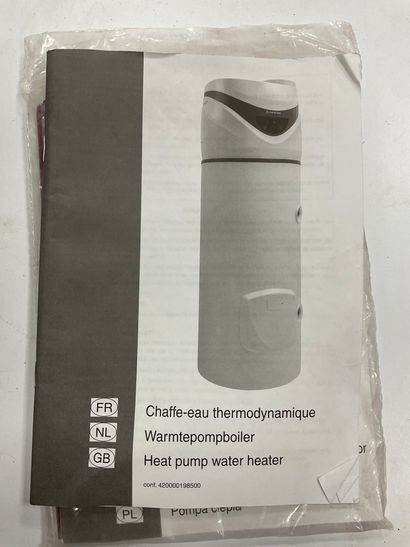 null Chauffe-eau thermodynamique de marque ARISTON de 200L,neuf sous emballage p...