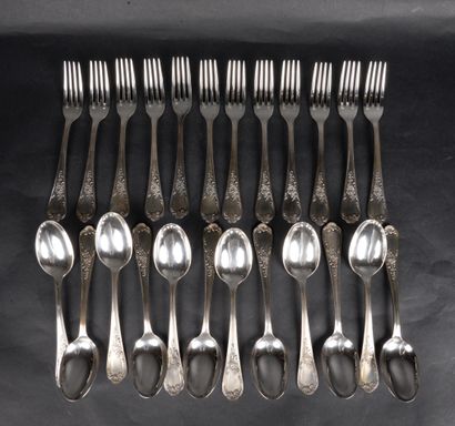 null GUILDART: 12 forks and 12 spoons