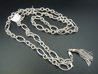 null ARTHUS BERTRAND : Long collier en argent (925/oo) à maille ovales alternées...