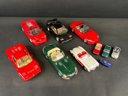 null BURAGO, Lot de 6 voitures miniature de collection (5 à l'échelle 1/18 et une...