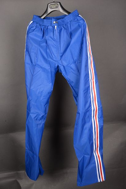 null ADIDAS set of 14 jogging suits and 1 waterproof jacket size 174 blue/white/...