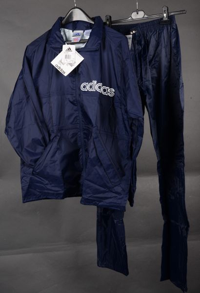 null ADIDAS, waterproof set comprising an ADASCAP jacket (S FR 162) and navy jogging...