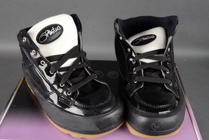 null Collection OPHELIE WINTER, paire de chaussures modèle SKATE, noir. T FR: 38....